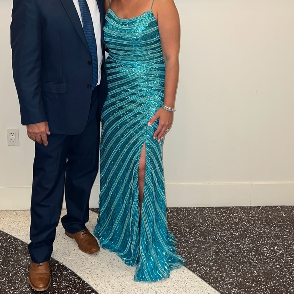 Camilie La Vie Elegant Teal Sequin Gown PROM Formal